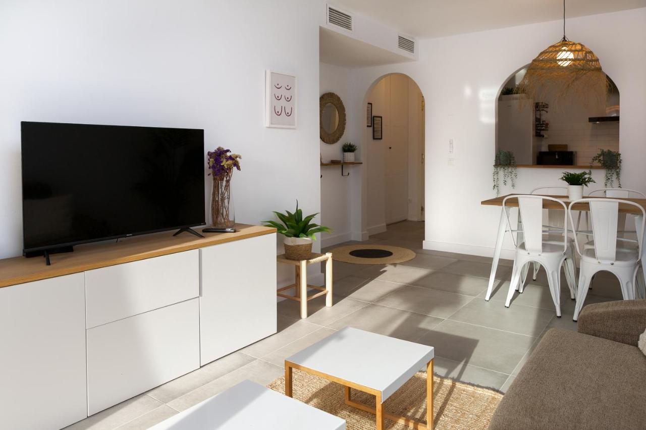 Surf Apartment - Wifi - Parking - Swimming Pool - Patio - Garden Tarifa Exterior photo